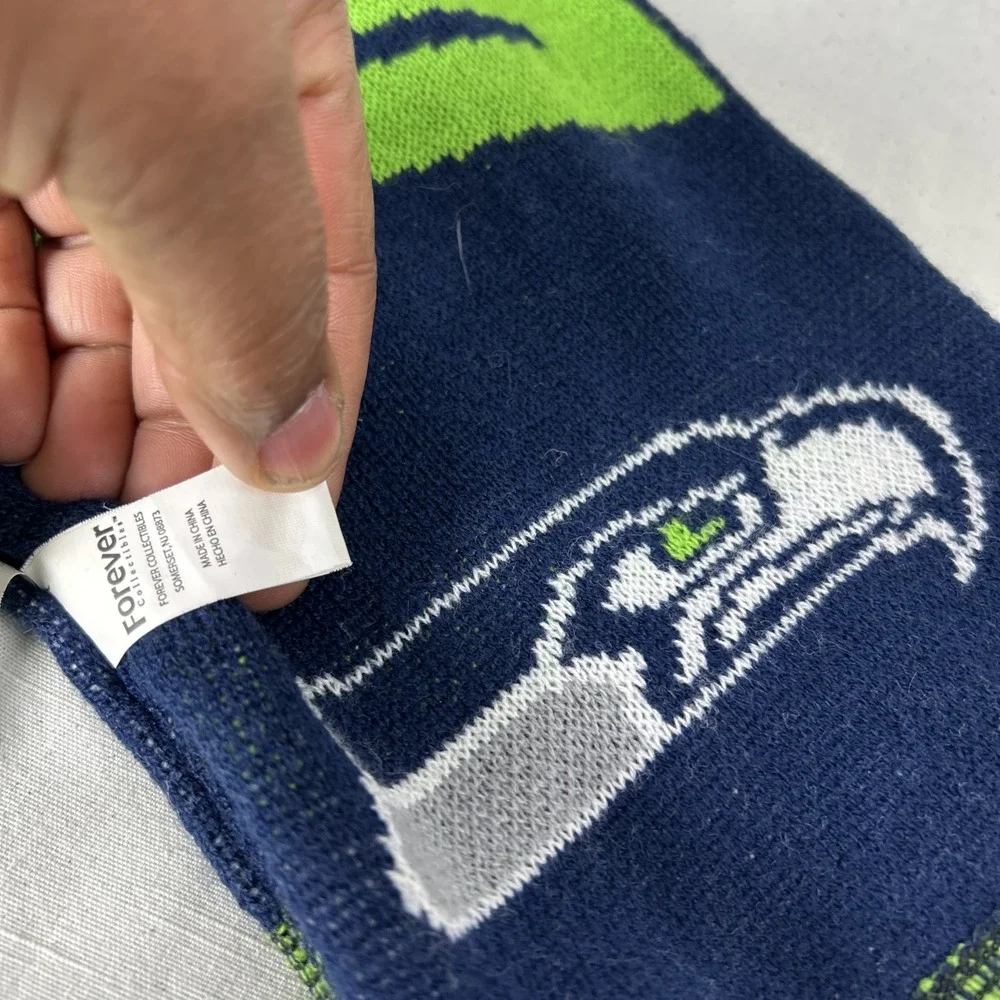 Officially Licensed FOCO NFL Seattle Seahawks Big Logo Knit Beenie Hat & scarf